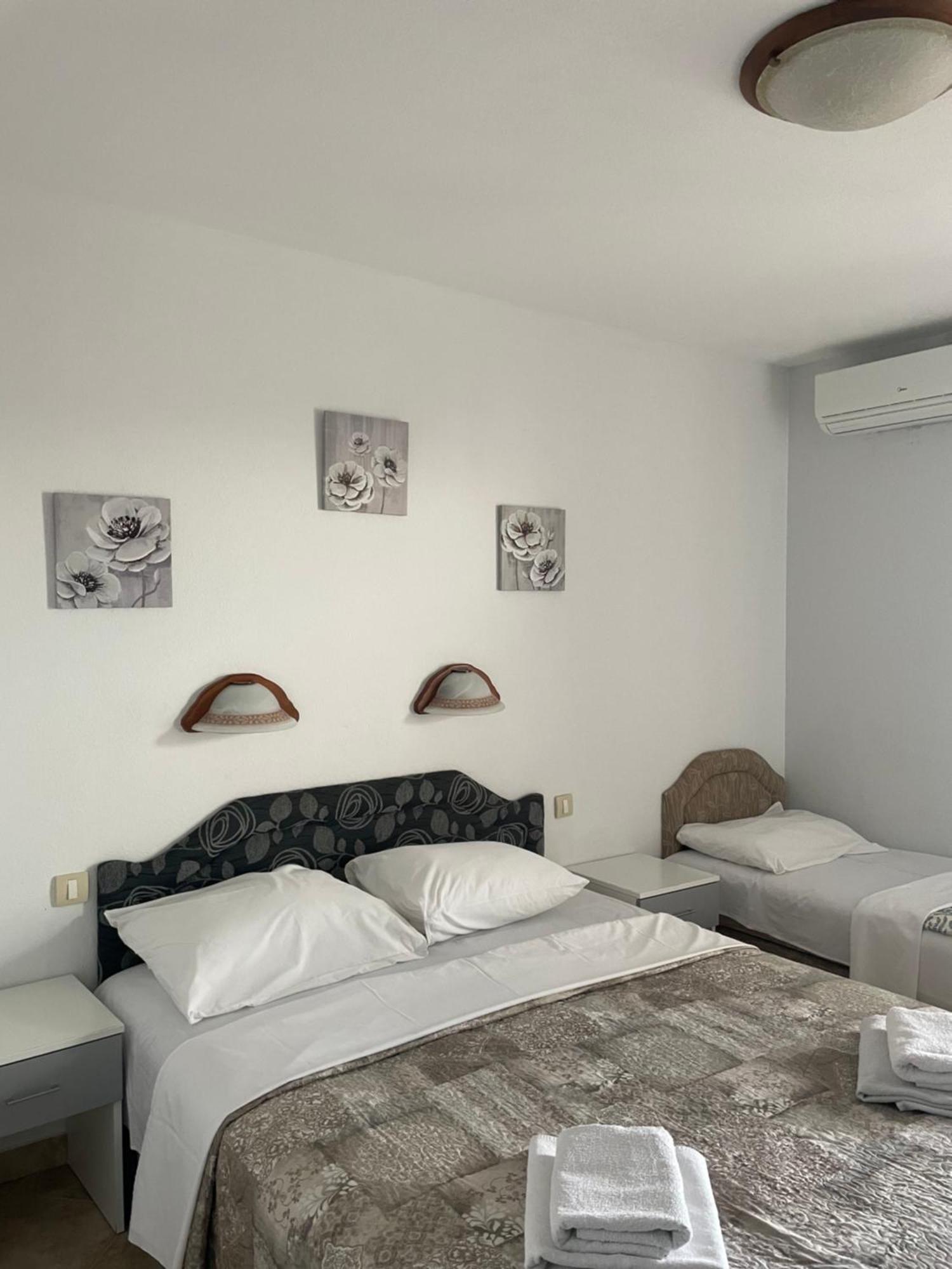 Ivanovic Bed & Breakfast Budva
