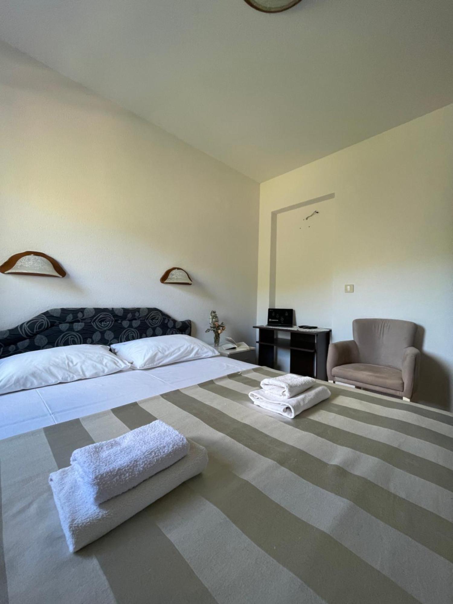 Ivanovic Bed & Breakfast 4*